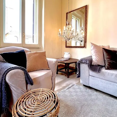 San Giovanni Charming Flat *